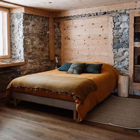 L'Herbier - Chambre D'Hotes - Marnaz Luaran gambar
